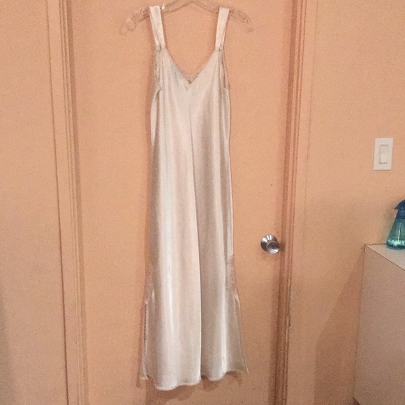 Vintage Satin/Lace Halston Wedding Nightgown - Picture 4 of 6